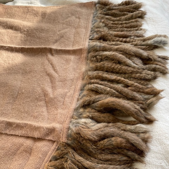 Vintage fur & wool blend scarf shawl wrap tan/beige - Picture 5 of 5